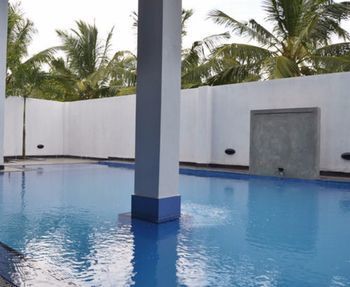 Leighton 3* Negombo